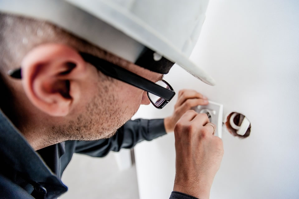 electrical contractors